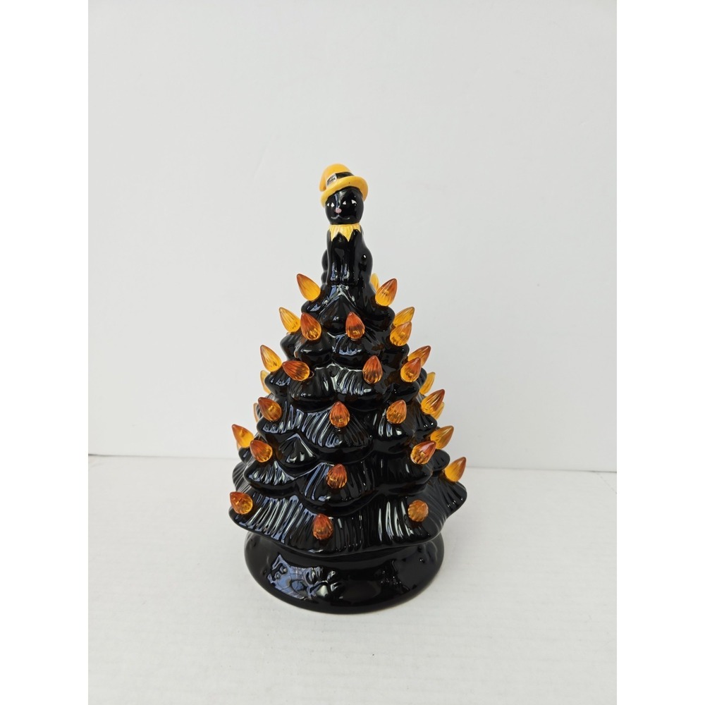 Ceramic Christmas Tree 9 1/2 "‎  battery operated Halloween black cat